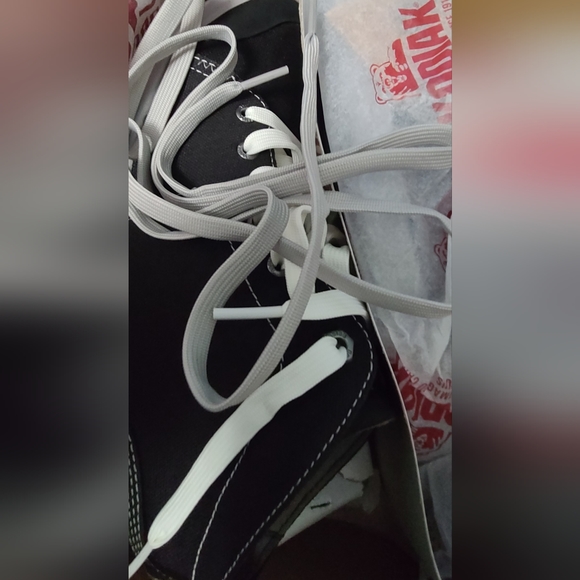 Kodiak Georgian Sneakers NIB - Picture 3 of 4